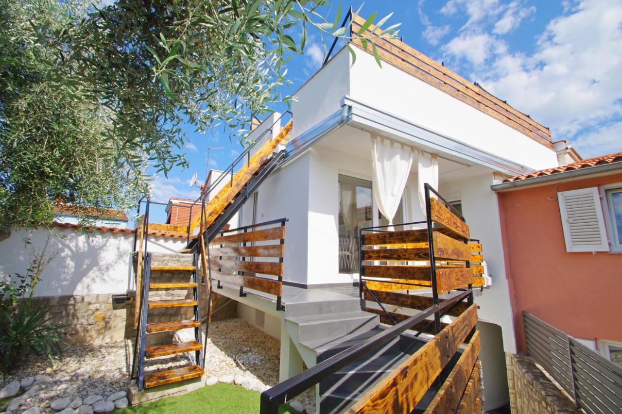 Holiday Apartment Dominik Pula Exterior foto