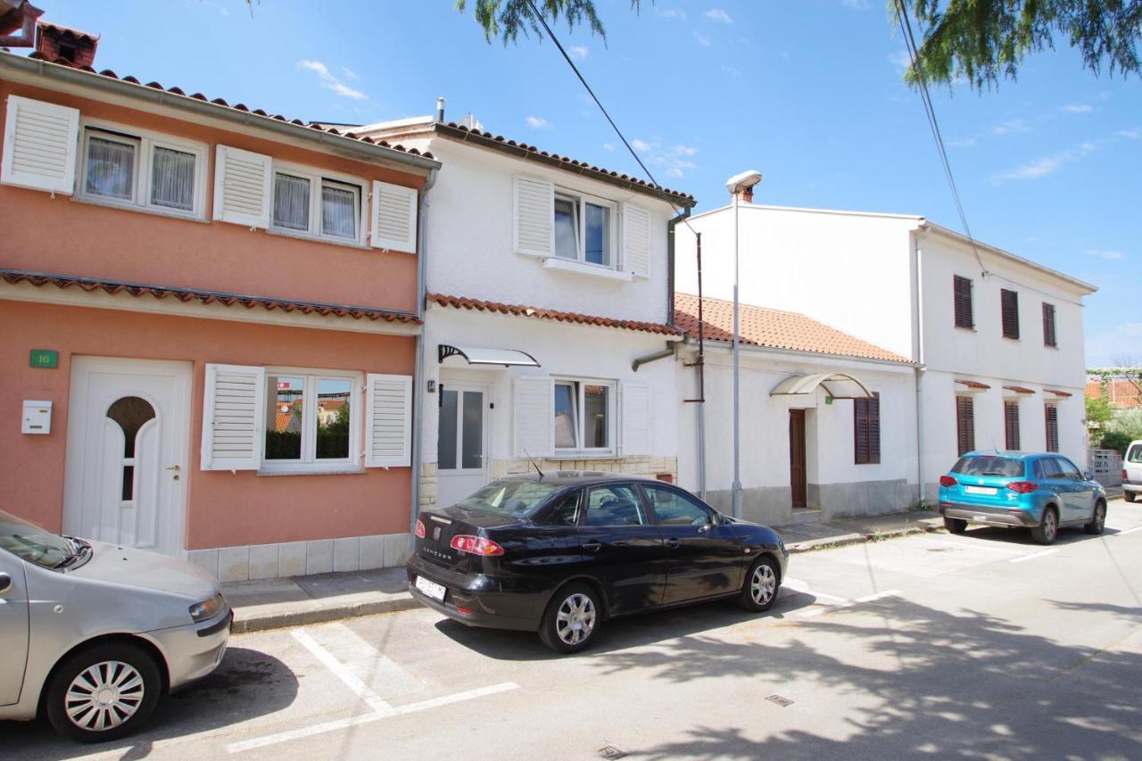 Holiday Apartment Dominik Pula Exterior foto